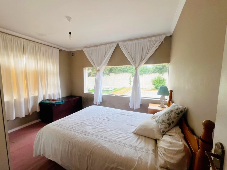 3 Bedroom Property for Sale in Wetton Western Cape